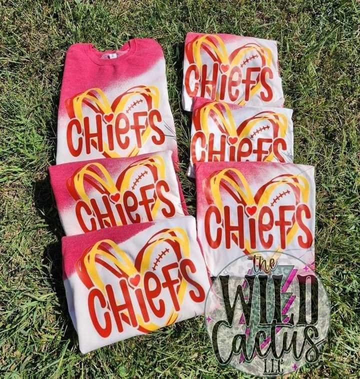 Kc Heart -SWEARSHIRT ONLY- leave as tshirt option in that box or the site will over charge