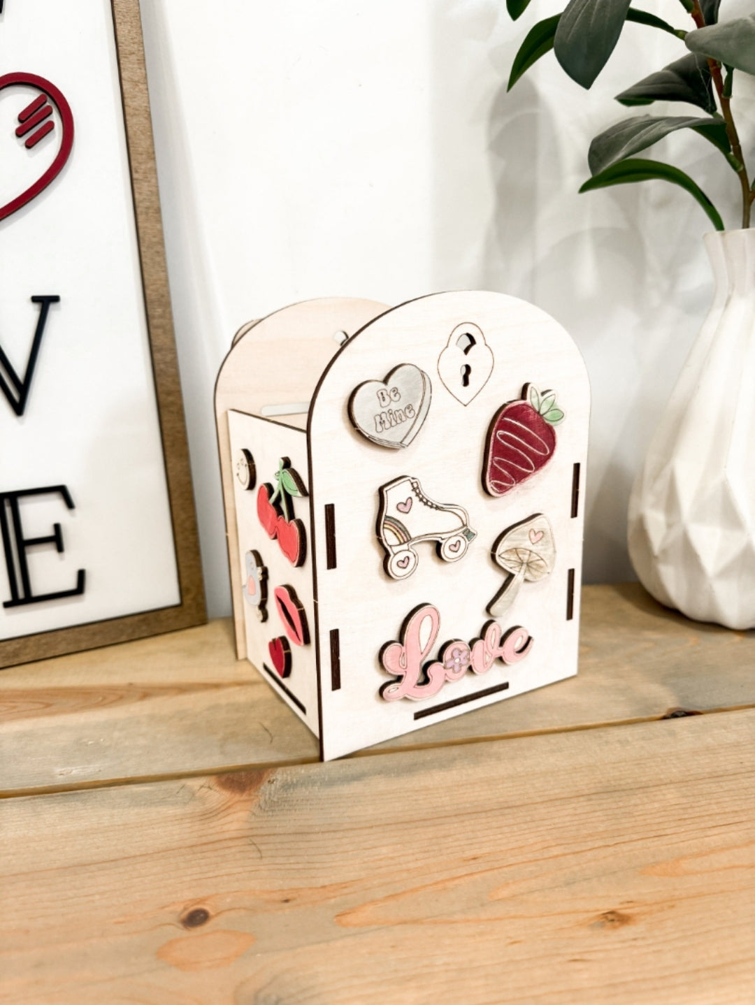 Diy Valentine's Box