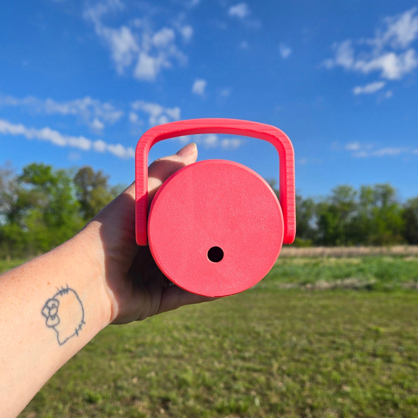 Can Cooler with Straw Hole