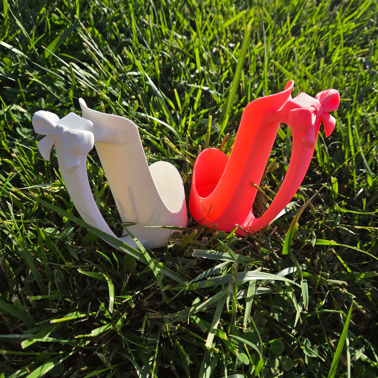 Bow Skinny Can Holder