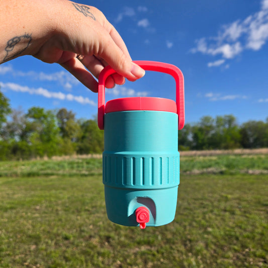 Can Cooler with Straw Hole